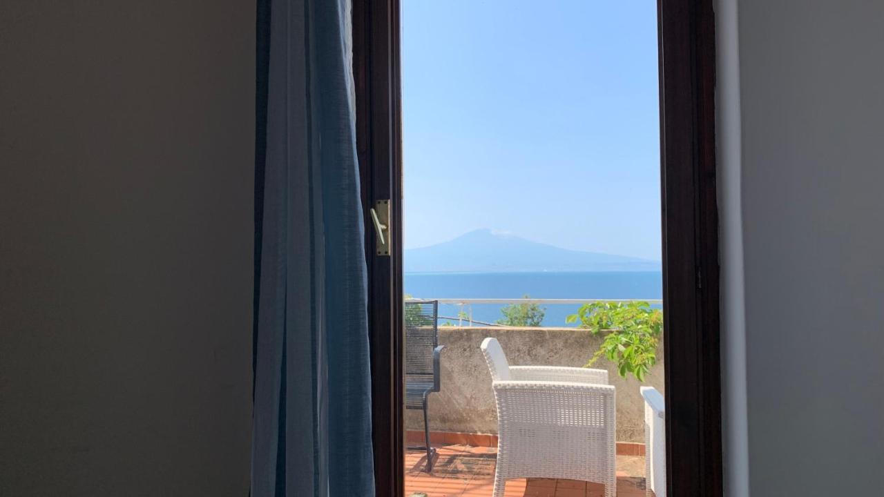 Amy Villa Agnone Bagni Exterior foto